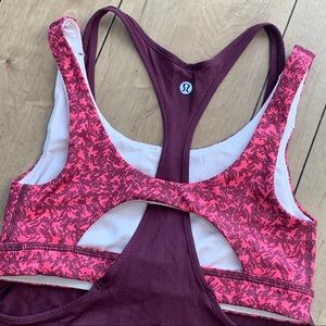 Lululemon Racerback Tank w/attached Bra Sz 4